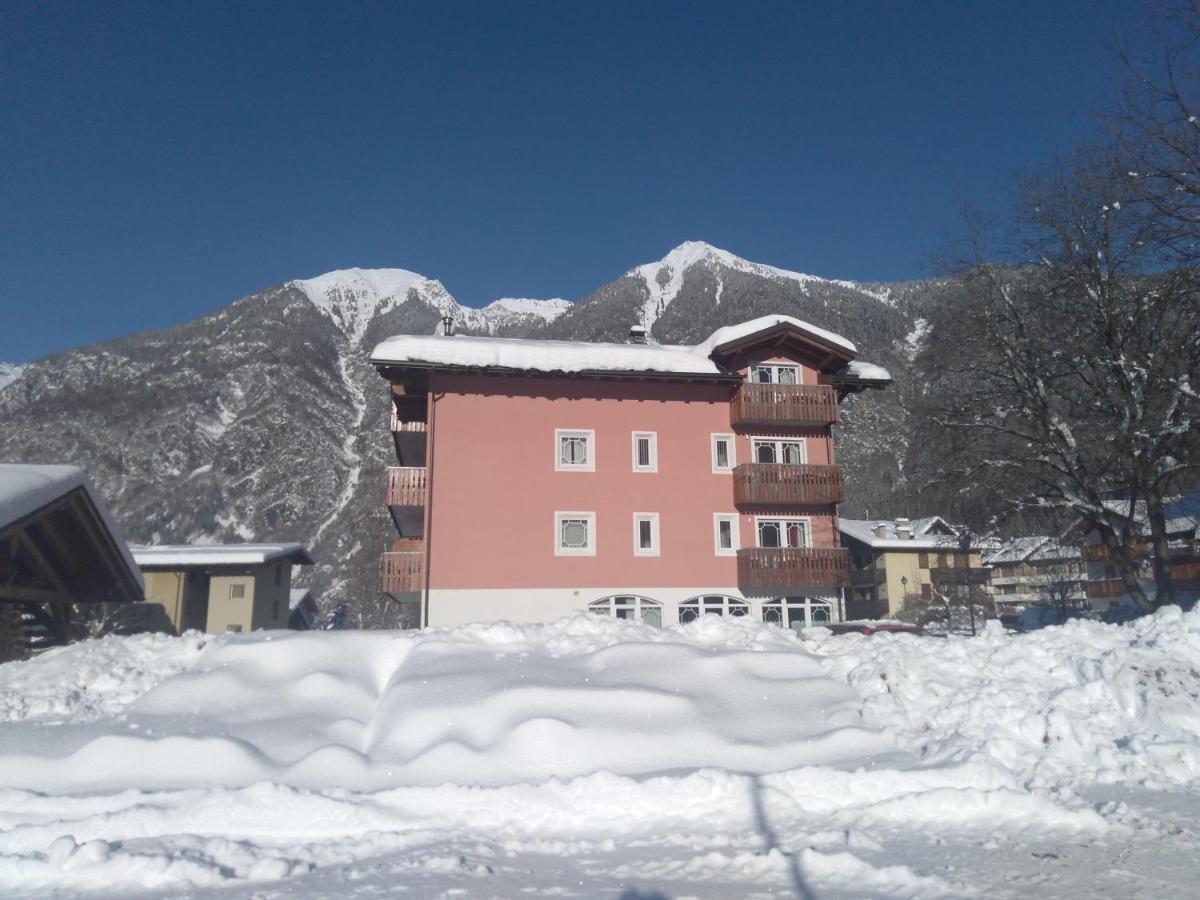 Hotel Garni Al Nardis Carisolo Exteriér fotografie