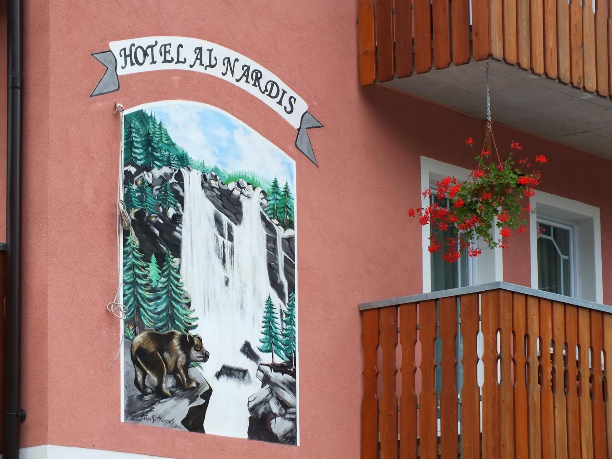Hotel Garni Al Nardis Carisolo Exteriér fotografie